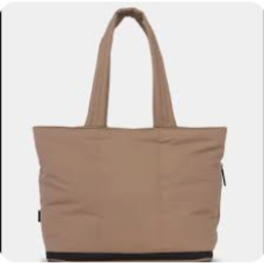 Calpak Luka Expandable Laptop Tote in Pistachio